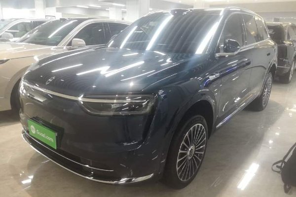 Hima AITO M7 · 2026 год