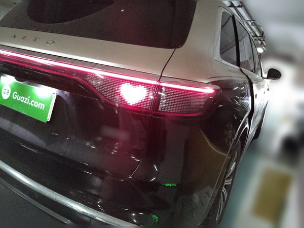 Hima AITO M8 2025, 8700 км, за 57063 USD