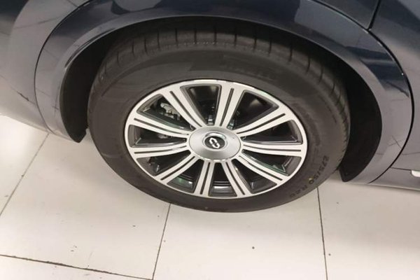 Hima AITO M8 2025, 300 км, за 57604 USD - фото 11