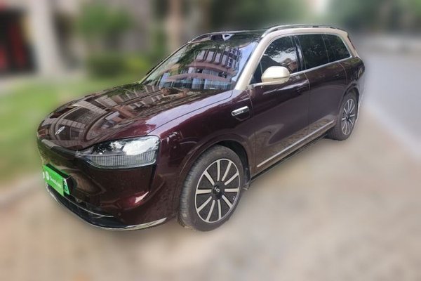 Hima AITO M9 · 2025 год