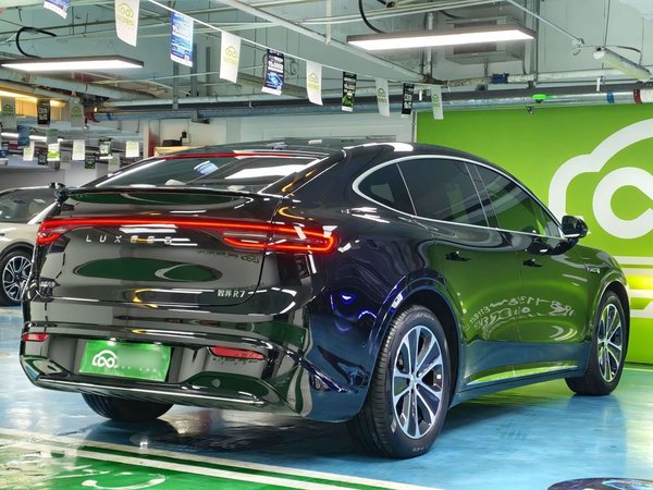 Hima Luxeed R7 2024, 7400 км, за 34745 USD