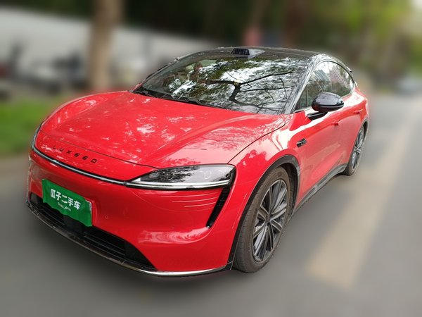 Luxeed R7 · 2025 год