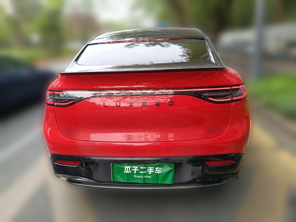 Luxeed R7 2025, 16500 км, за 26883 USD