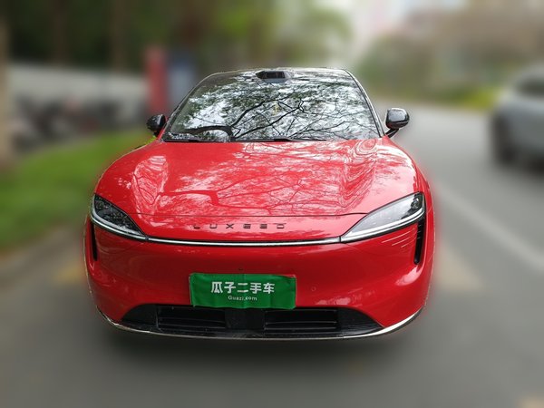 Luxeed R7 2025, 16500 км, за 26883 USD