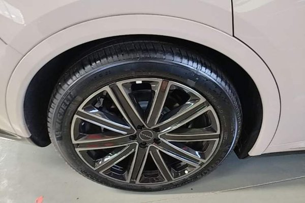 Hima Luxeed R7 2025, 2900 км, за 27819 USD - фото 11