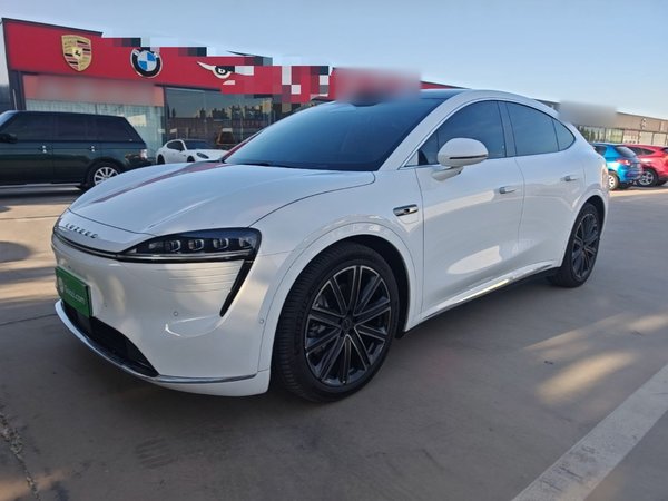 Hima Luxeed R7 · 2025 год