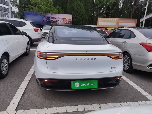 Hima Luxeed S7 2024, 35700 км, за 24209 USD