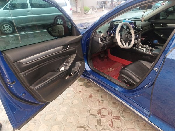 Honda Accord 2018, 92800 км, за 13904 USD - фото 17