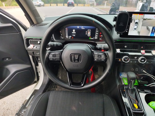 Honda Civic 2022, 26100 км, за 15080 USD - фото 11