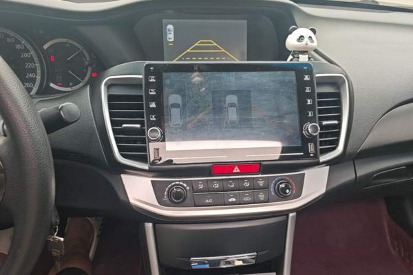 Honda Accord 2014, 170100 км, за 8807 USD - фото 15