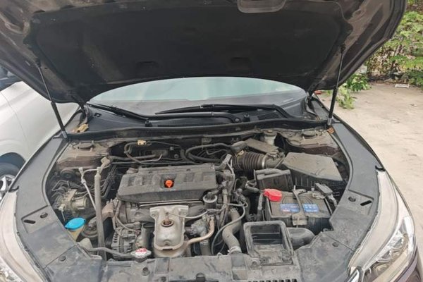 Honda Accord 2014, 170100 км, за 8807 USD - фото 24