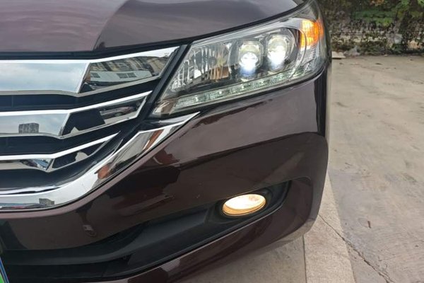 Honda Accord 2014, 170100 км, за 8807 USD - фото 8
