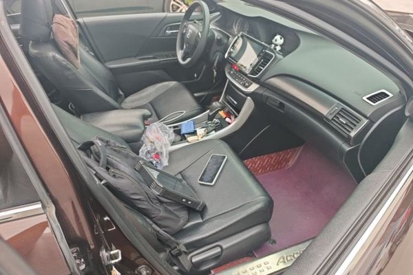 Honda Accord 2014, 170100 км, за 8807 USD - фото 19