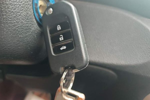 Honda Accord 2014, 170100 км, за 8807 USD - фото 23