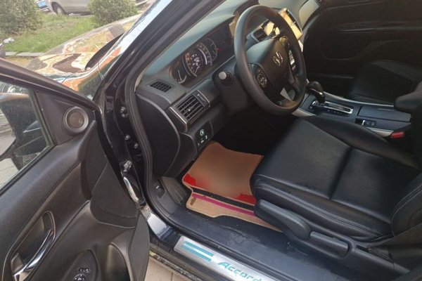 Honda Accord 2014, 162300 км, за 5974 USD - фото 16