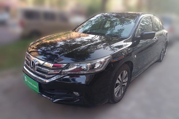 Honda Accord · 2014 год