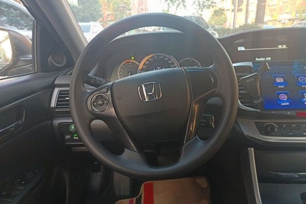 Honda Accord 2014, 162300 км, за 5974 USD - фото 10