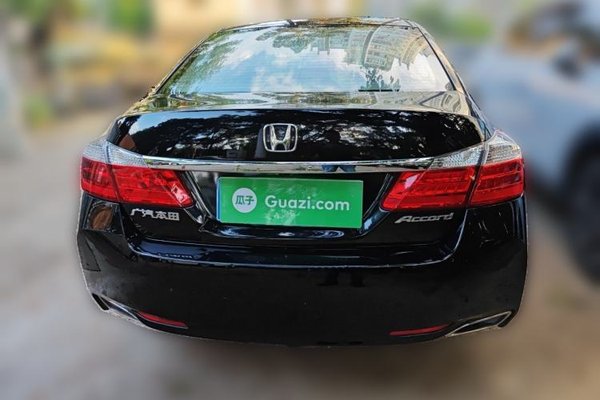 Honda Accord 2014, 171000 км, за 6311 USD