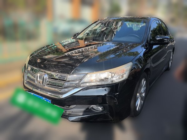 Honda Accord · 2014 год