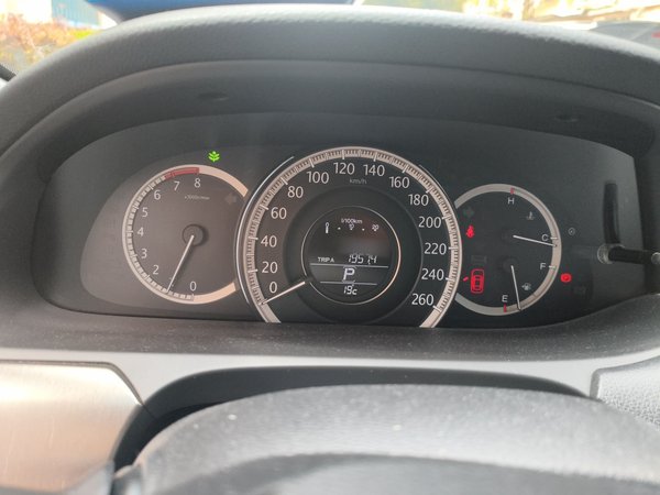 Honda Accord 2015, 134600 км, за 9918 USD - фото 10