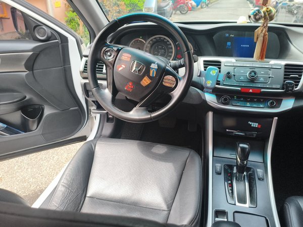Honda Accord 2015, 134600 км, за 9918 USD - фото 9
