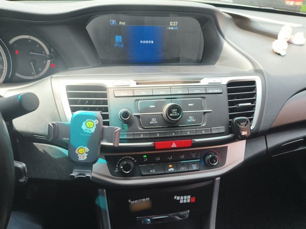 Honda Accord 2015, 134600 км, за 9918 USD - фото 12