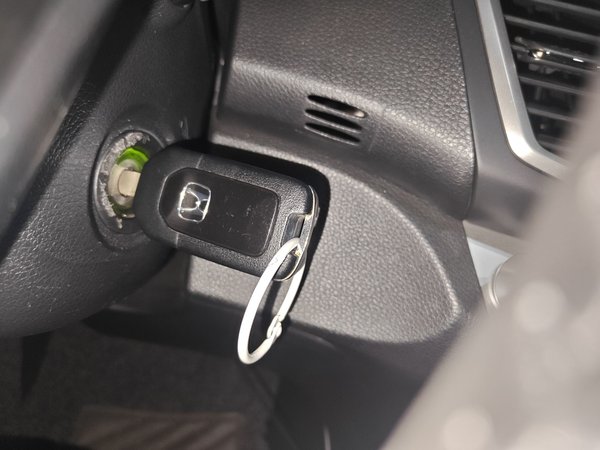 Honda Accord 2015, 85900 км, за 9030 USD - фото 12