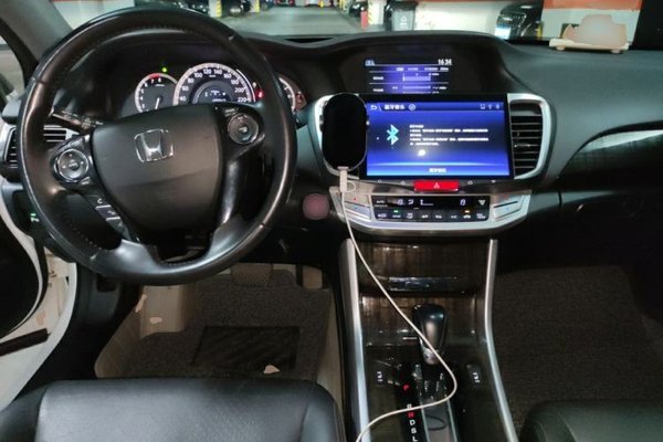 Honda Accord 2015, 128900 км, за 9496 USD - фото 7