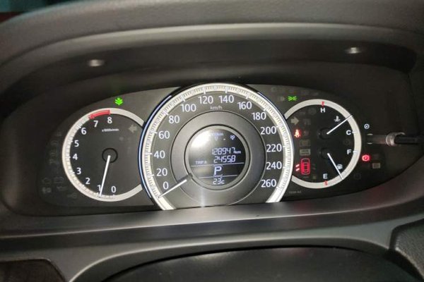 Honda Accord 2015, 128900 км, за 9496 USD - фото 10
