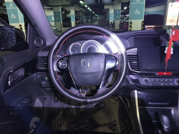 Honda Accord 2016, 118300 км, за 8271 USD - фото 11