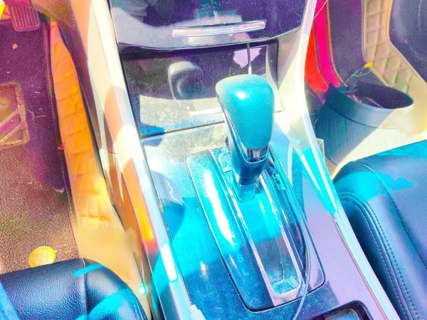 Honda Accord 2016, 120200 км, за 10672 USD - фото 11