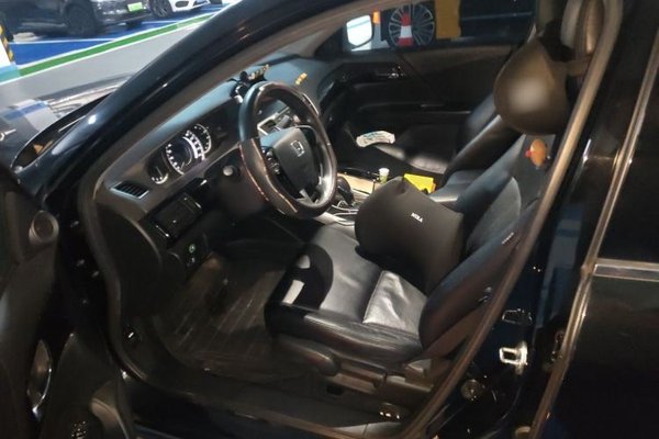 Honda Accord 2016, 124900 км, за 8815 USD - фото 16