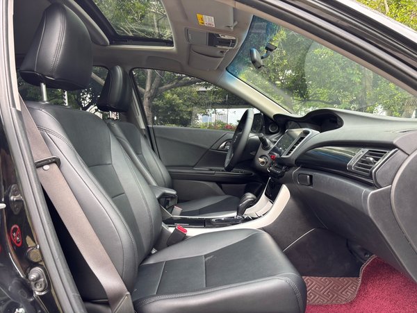 Honda Accord 2016, 129300 км, за 10378 USD - фото 13