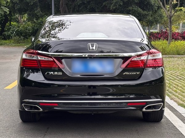 Honda Accord 2016, 129300 км, за 10378 USD - фото 6