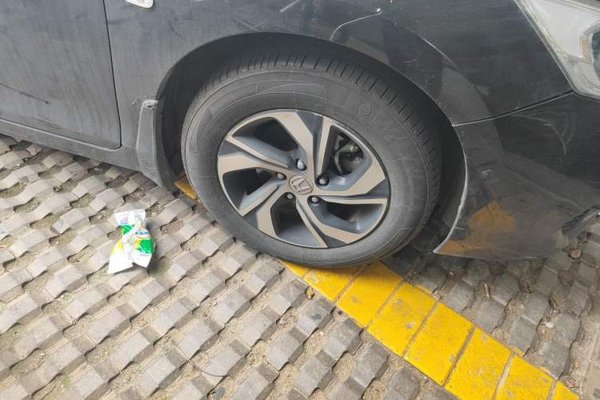 Honda Accord 2016, 144300 км, за 10437 USD