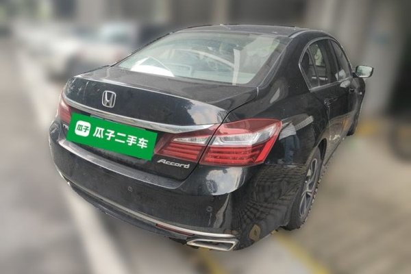Honda Accord 2016, 144300 км, за 10437 USD