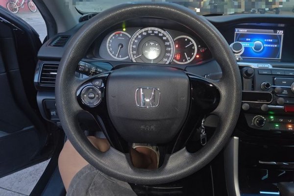 Honda Accord 2016, 152000 км, за 9048 USD - фото 10