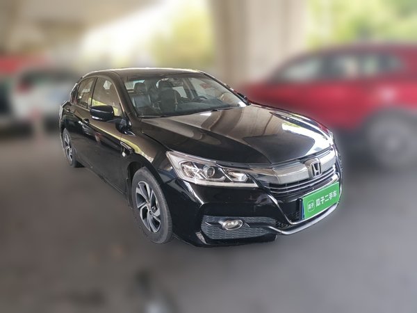 Honda Accord 2016, 180100 км, за 10048 USD