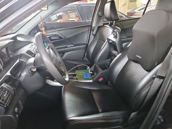 Honda Accord 2016, 180100 км, за 10048 USD - фото 16