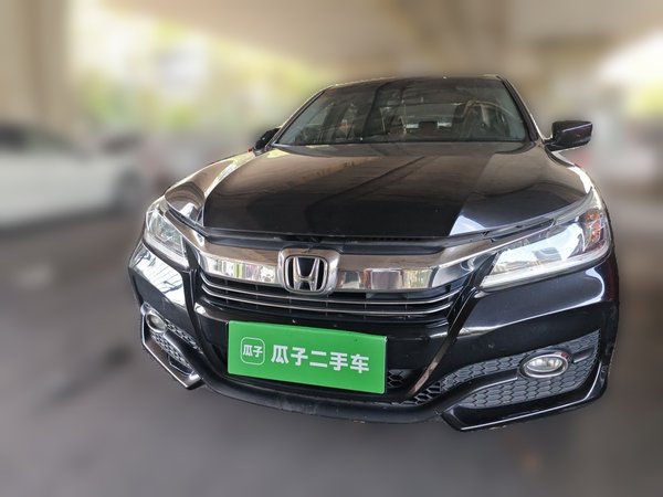 Honda Accord 2016, 180100 км, за 10048 USD