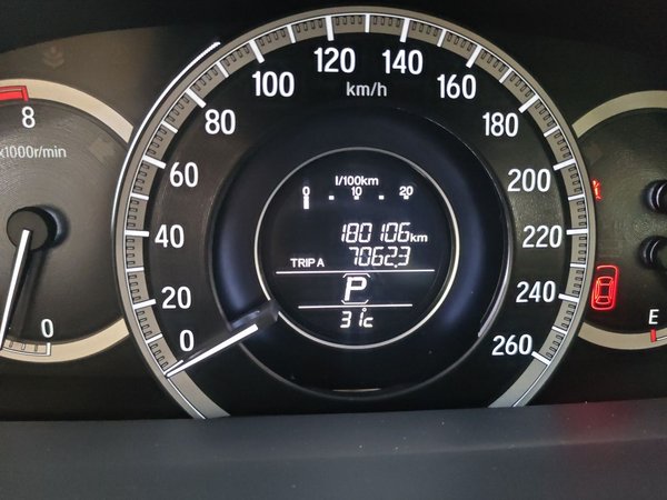 Honda Accord 2016, 180100 км, за 10048 USD - фото 13