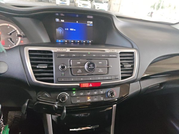 Honda Accord 2016, 180100 км, за 10048 USD - фото 14
