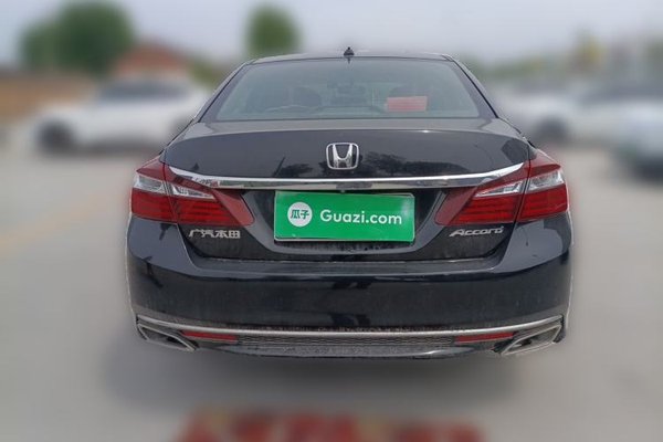 Honda Accord 2016, 86400 км, за 11983 USD