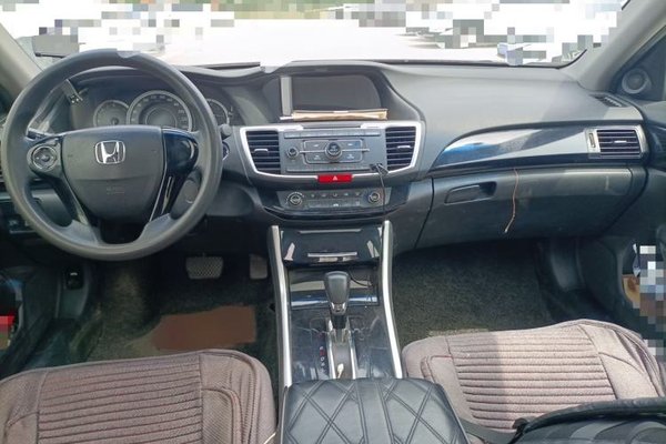 Honda Accord 2016, 86400 км, за 11983 USD - фото 18