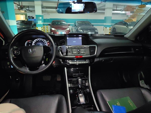 Honda Accord 2016, 113699 км, за 11127 USD - фото 10