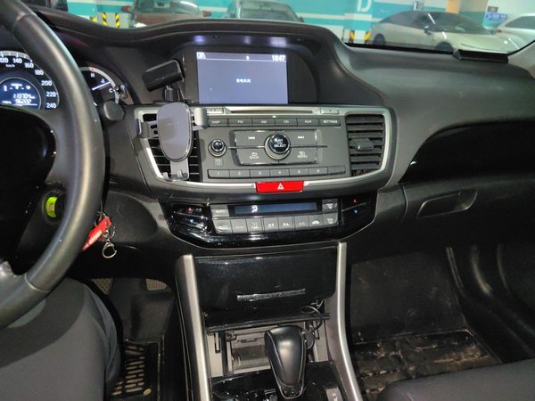 Honda Accord 2016, 113699 км, за 11127 USD - фото 14