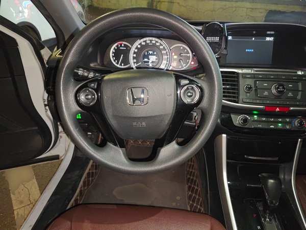 Honda Accord 2016, 155900 км, за 8335 USD - фото 18