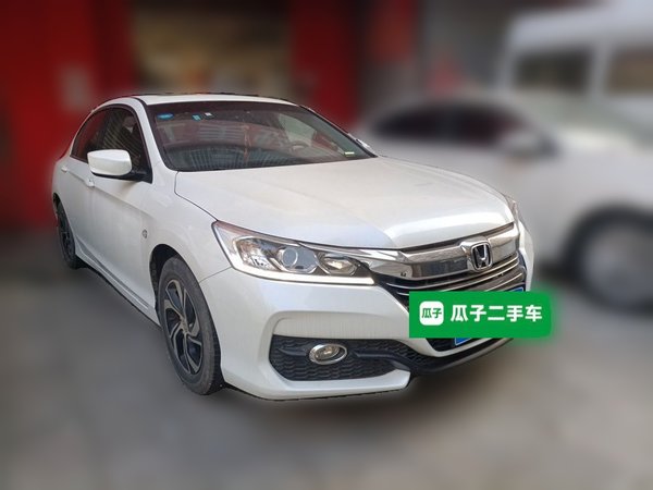 Honda Accord 2016, 69100 км, за 10706 USD