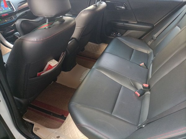 Honda Accord 2016, 69100 км, за 10706 USD - фото 18
