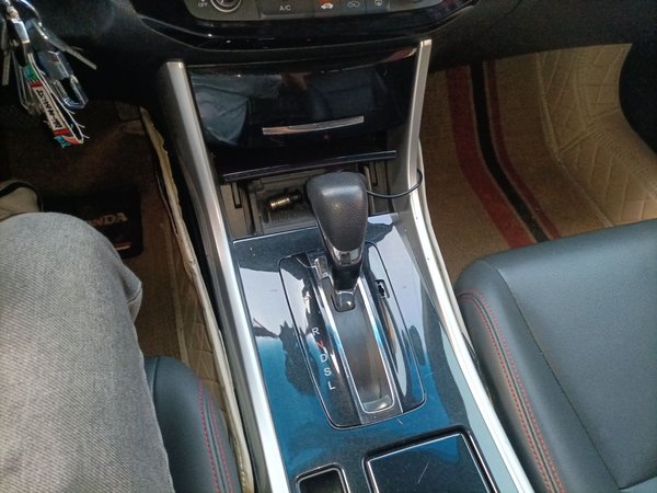 Honda Accord 2016, 69100 км, за 10706 USD - фото 15